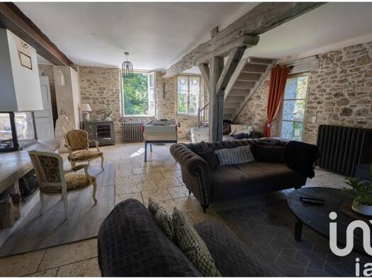 Propriété à vendre 698 000 € 13 pièces 7 chambres 546 m² 7 000 m² de terrain Duvy 60800