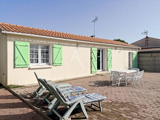 Maison de plain-pied à vendre 242 800 € 3 pièces 2 chambres 58 m² 315 m² de terrain Notre-Dame-de-Monts 85690