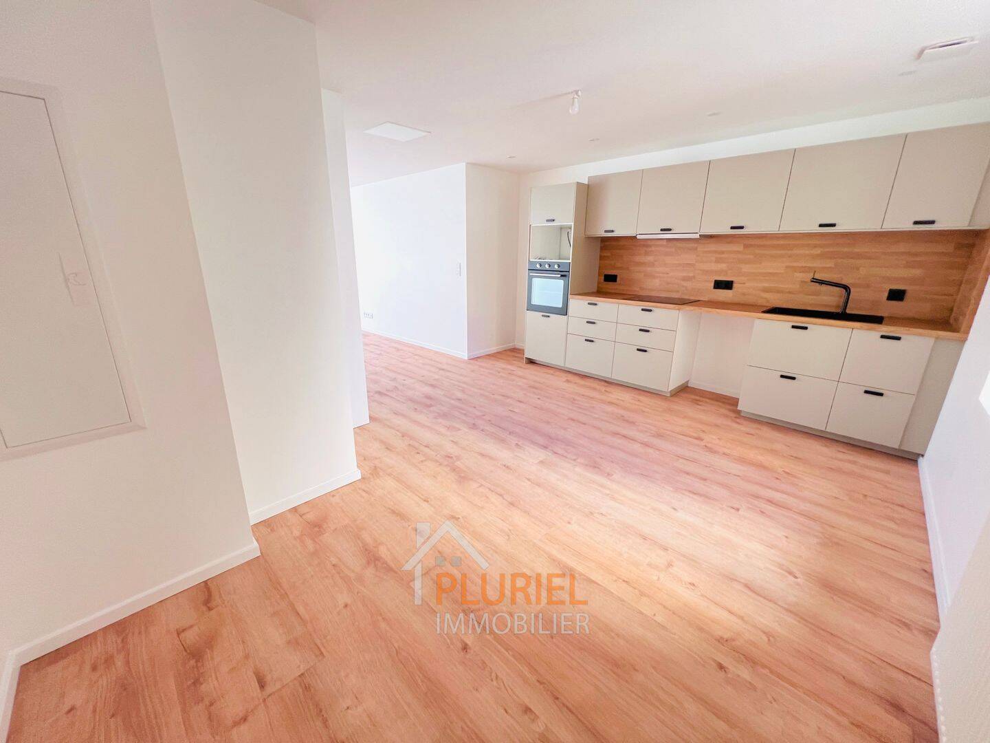 Appartement 3 pièces 84 m² · à Bischheim · 83,8 m² · 1 190 €