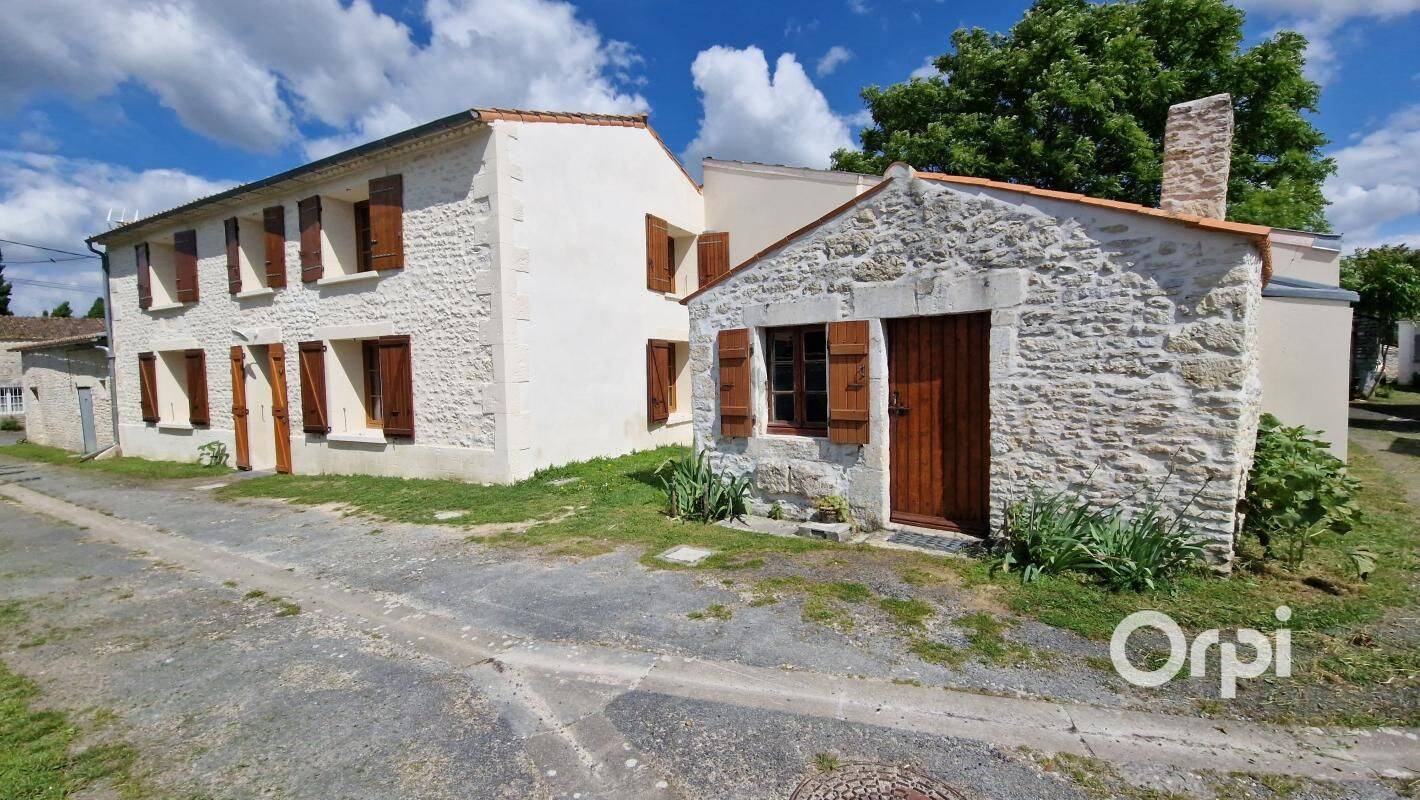 Maison 6 pièces 121 m² · à Le Gua · 120,7 m² · 275 355 €