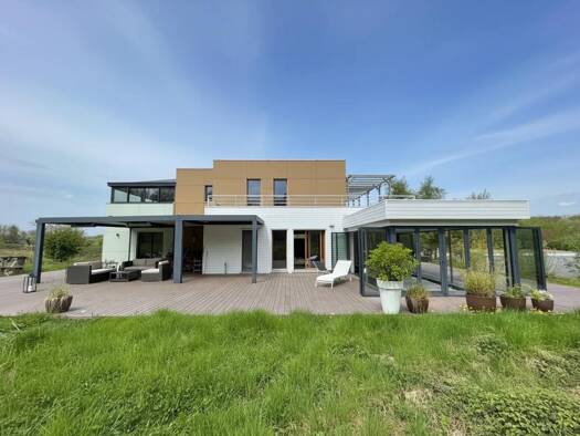 Maison de ville à vendre 829 000 € 7 pièces 5 chambres 210 m² 8 943 m² de terrain Nogent-l'Artaud 02310