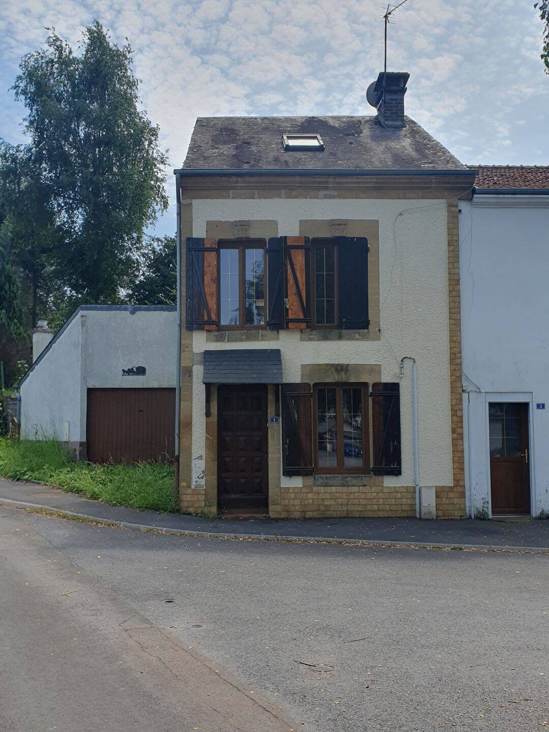 Maison 4 pièces 80 m² · à Neufmanil · 80 m² · 55 000 €