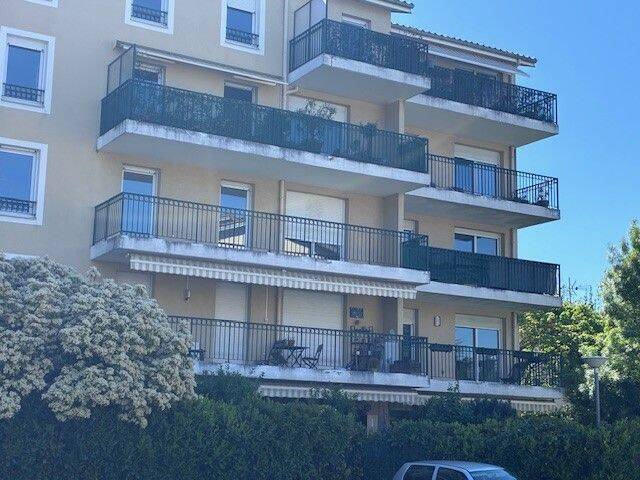 Appartement 3 pièces 67 m² · à Décines-Charpieu · 66,7 m² · 1 070 €/mois