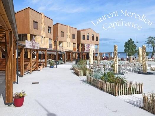 Local commercial à vendre 334 800 € 108 m² de surface de vente Carcans 33121