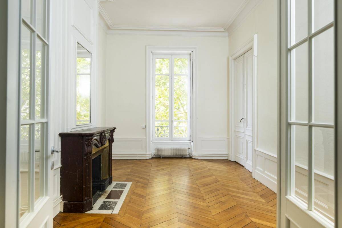 Appartement 6 pièces 192 m² · à Lyon 6ème Arrondissement · 192 m² · 2 850 €/mois