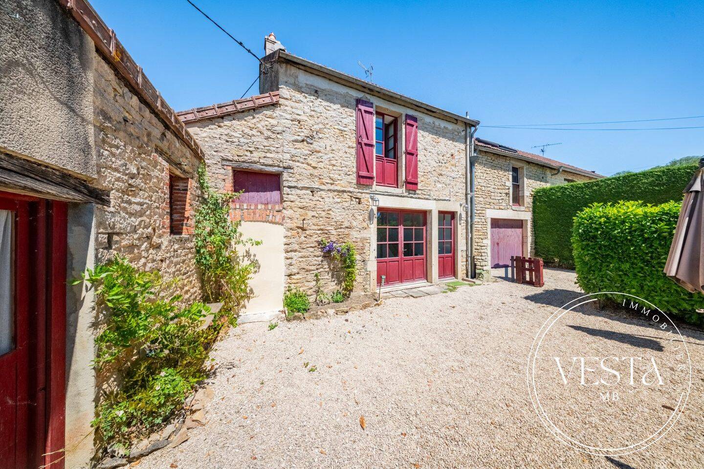 Maison 6 pièces 150 m² · à Créancey · 150 m² · 279 000 €