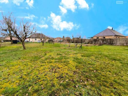 Terrain constructible à vendre 65 000 € 956 m² de terrain Andé 27430