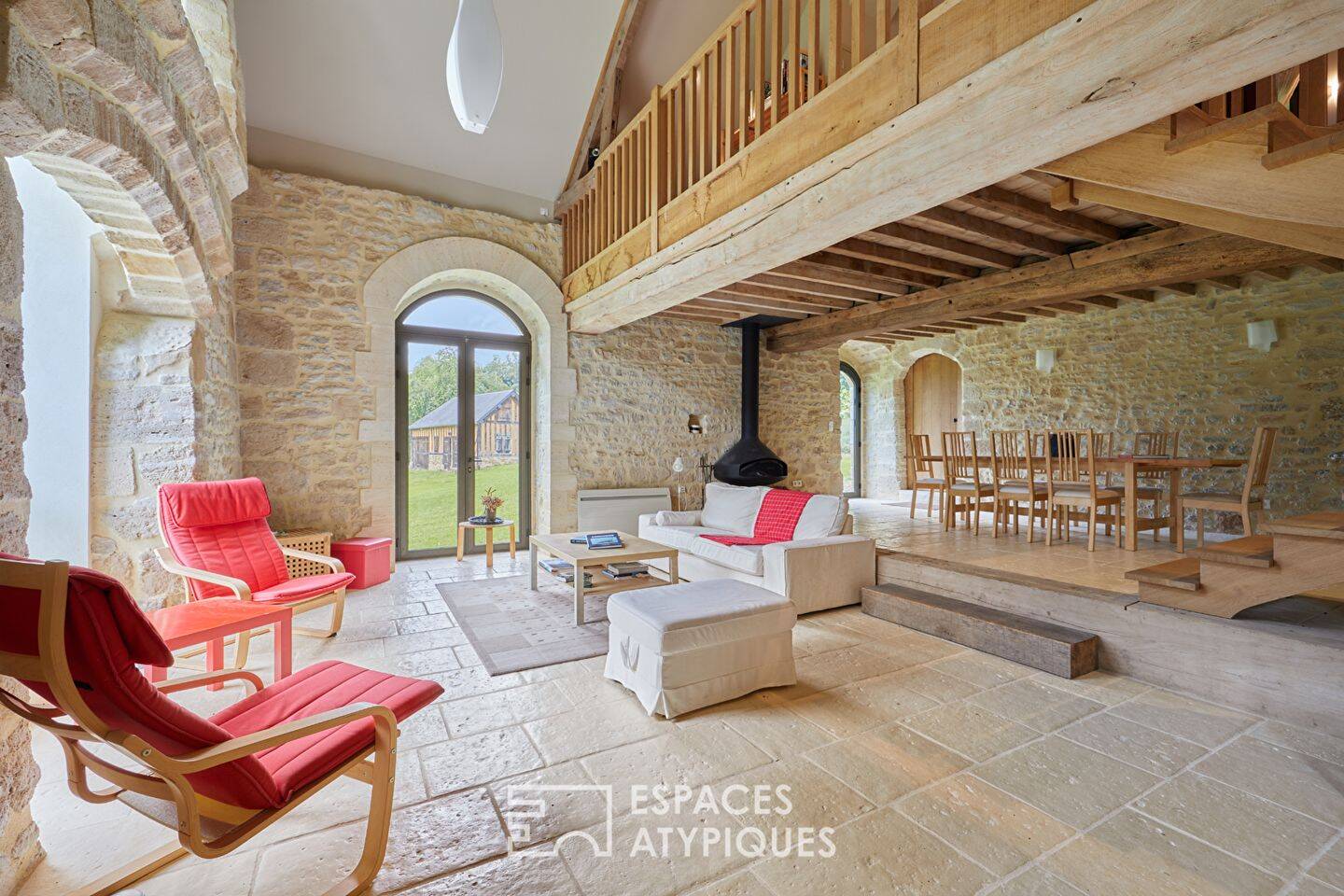 Maison 10 pièces 305 m² · à Cambremer · 305 m² · 985 000 €