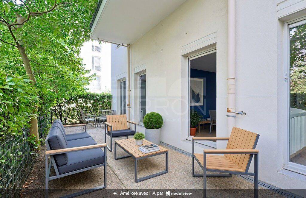 Appartement 3 pièces 72 m² · à Lyon 8ème Arrondissement · 72 m² · 285 000 €