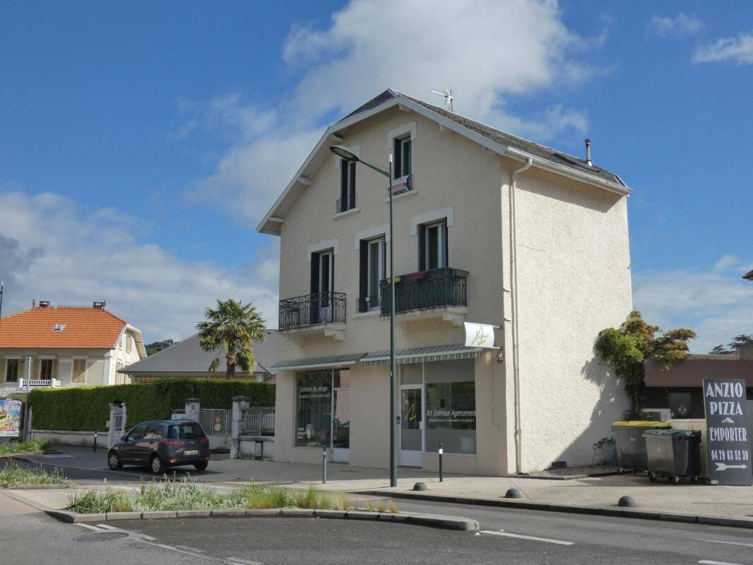 Appartement 3 pièces 66 m² · à Aix-les-Bains · 66 m² · 789 €