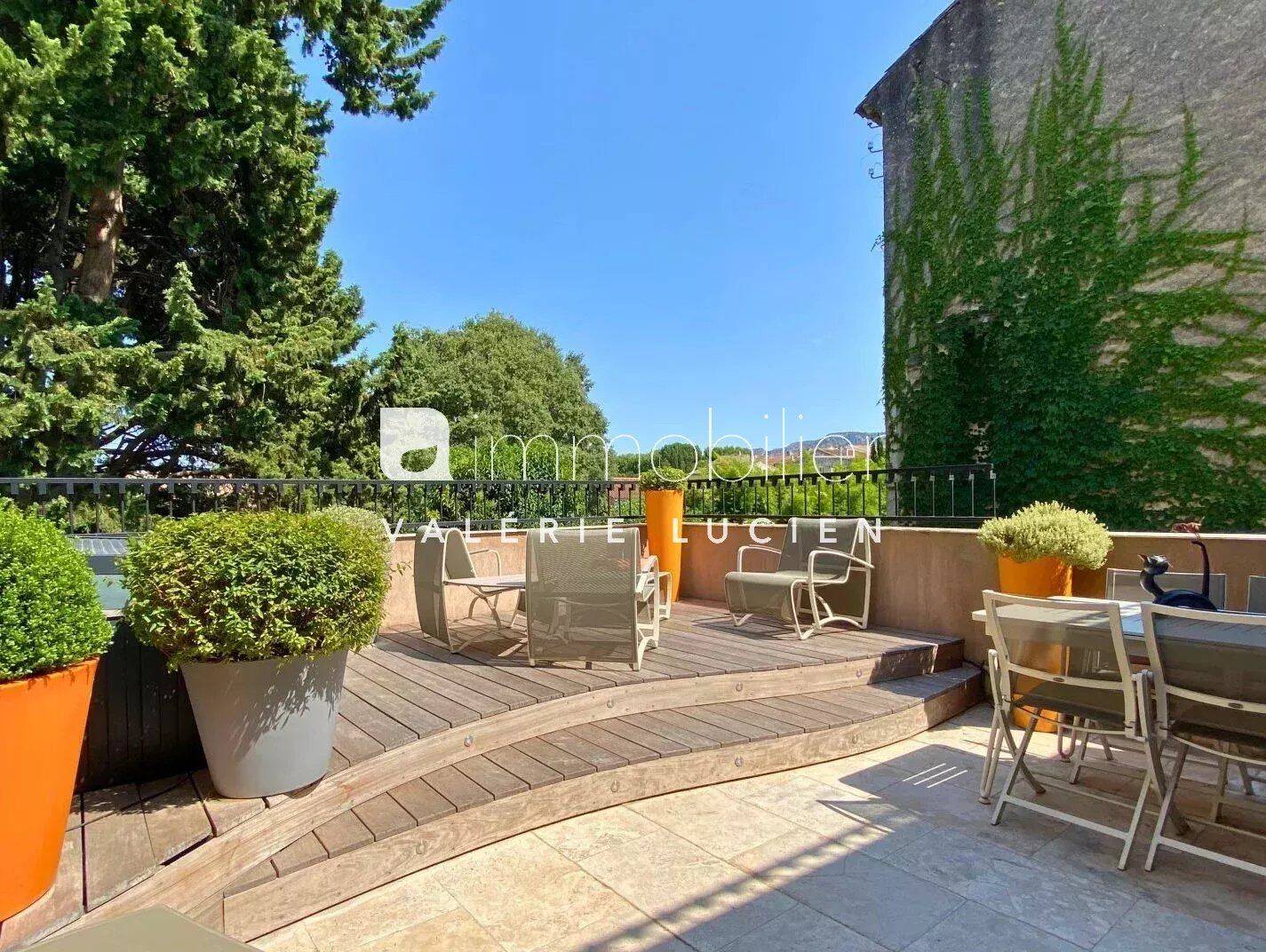 Appartement 5 pièces 119 m² · à Saint-Rémy-de-Provence · 119 m² · 895 000 €