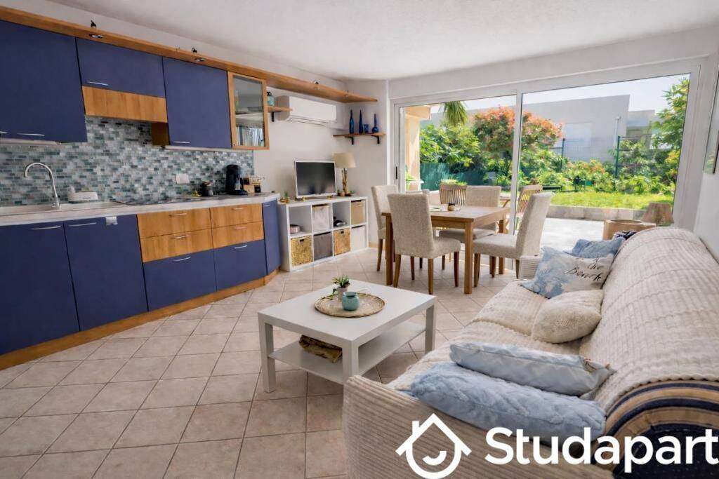 Appartement 2 pièces 42 m² · à Villeneuve-Loubet · 42 m² · 1 690 €/mois