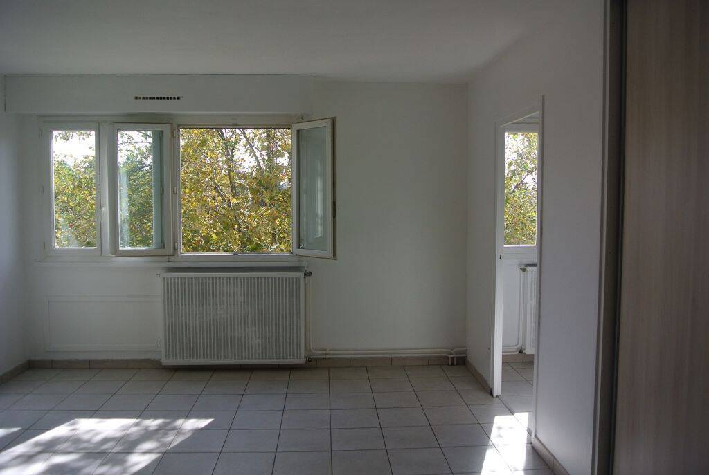 Appartement 1 pièce 35 m² · à Sainte-Foy-lès-Lyon · 34,5 m² · 648 €