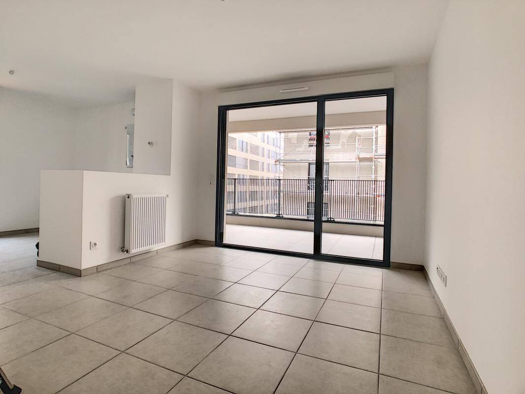 Appartement 2 pièces 43 m² · à Lyon 7ème Arrondissement · 43 m² · 738 €