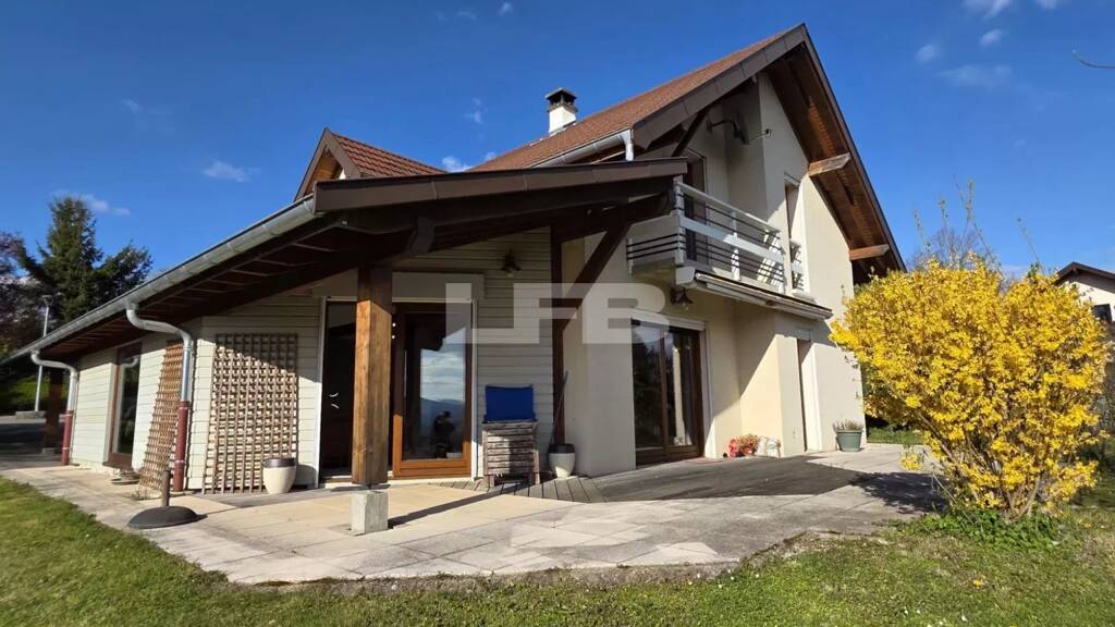 Maison à vendre 565 000 € 6 pièces 4 chambres 160,9 m² 1 345 m² de terrain Hauteville-sur-Fier 74150