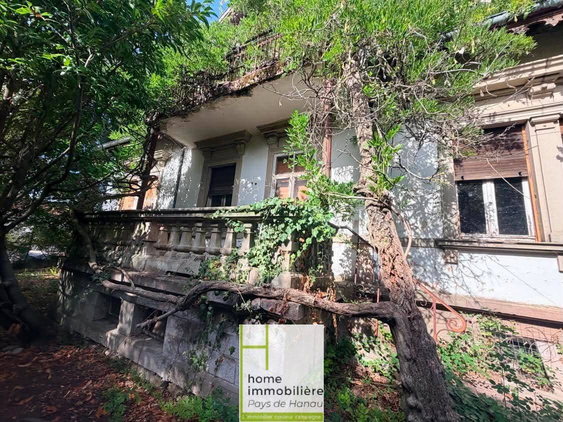Maison 10 pièces 256 m² · à Bouxwiller · 256 m² · 210 000 €