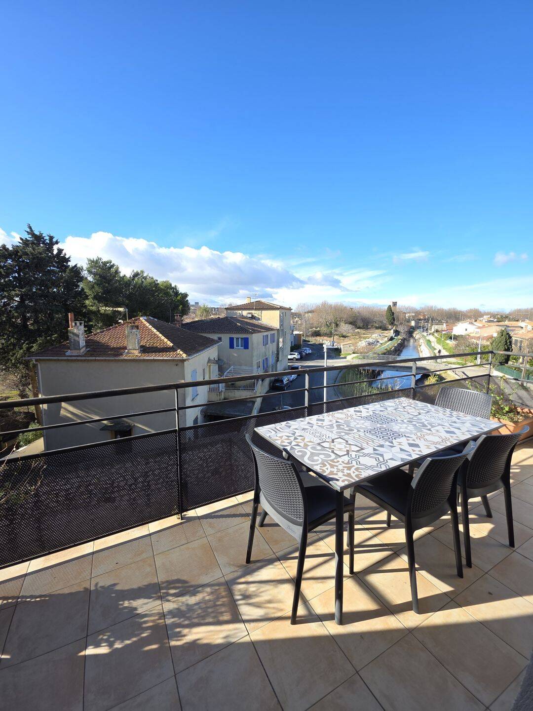 Appartement 3 pièces 64 m² · à Arles · 64 m² · 192 000 €