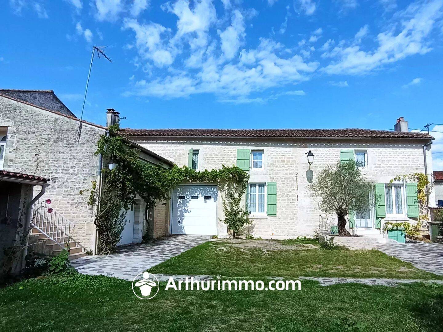 Maison 6 pièces 188 m² · à Aulnay · 188 m² · 168 800 €