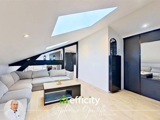 Appartement à vendre 170 000 € 3 pièces 2 chambres 118 m² Étage 4/4 Centre Tarare 69170