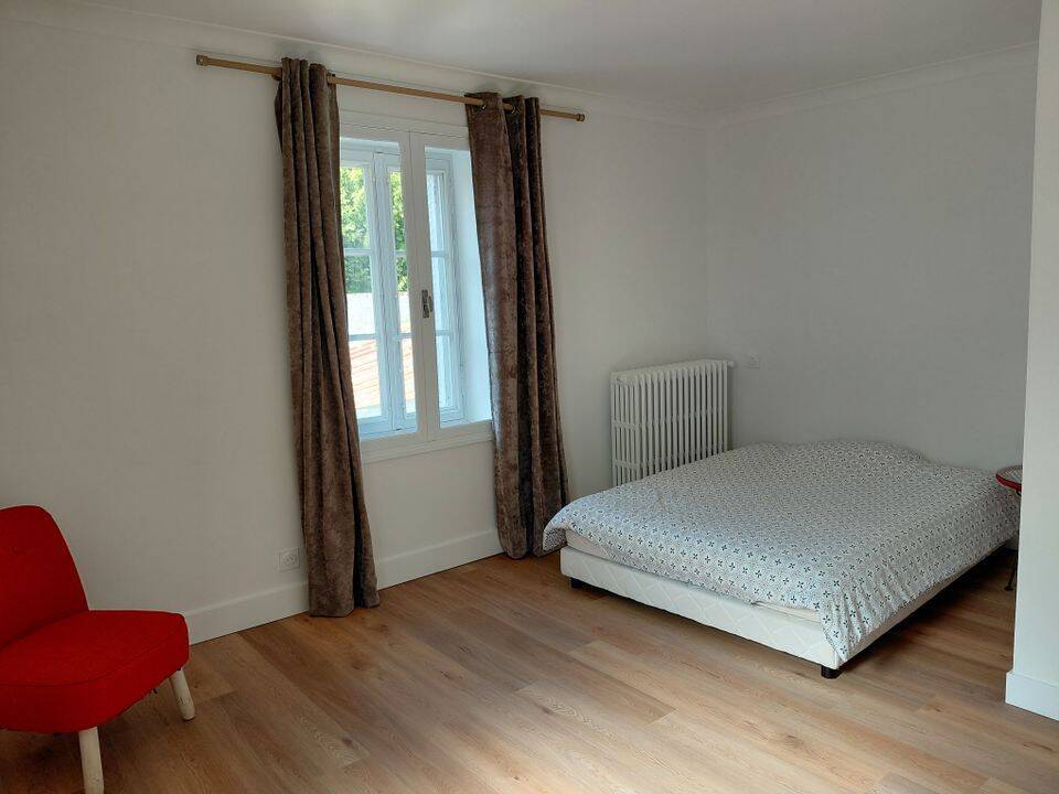 Maison 4 pièces 90 m² · à Saint-Sébastien-sur-Loire · 90 m² · 1 190 €