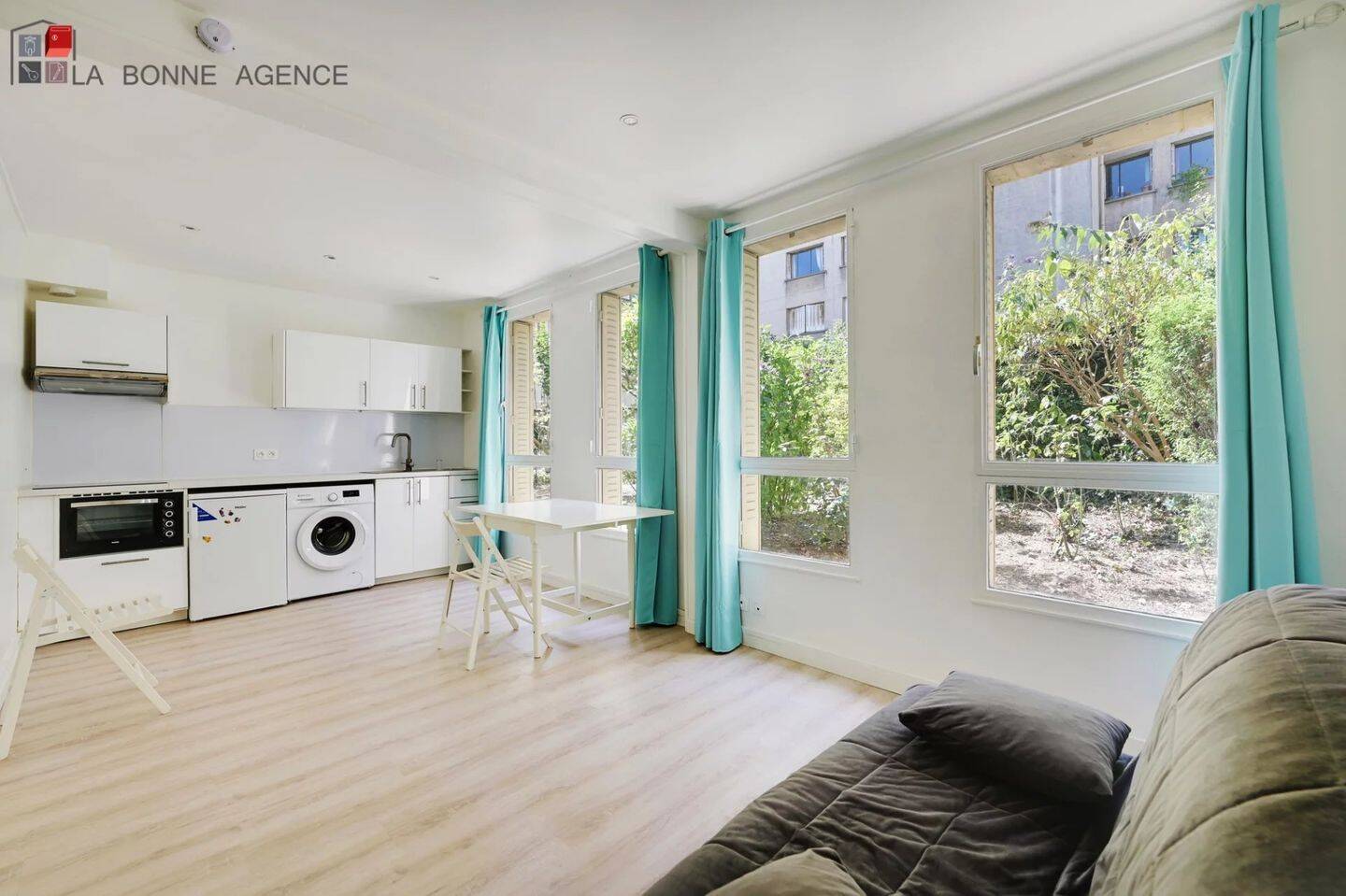 Appartement 1 pièce 25 m² · à Paris 16ème Arrondissement · 24,8 m² · 934 €/mois