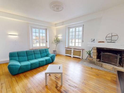 Appartement à vendre 299 000 € 5 pièces 3 chambres 163,4 m² Étage 2/3 Rive du Loing Nemours 77140