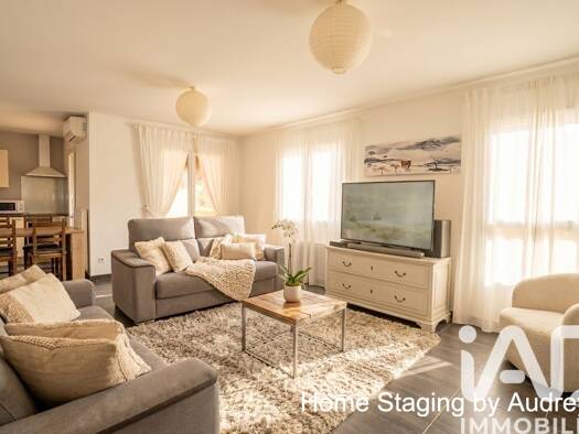 Appartement à vendre 230 000 € 4 pièces 3 chambres 88 m² Étage 1/1 Crêts en Belledonne 38830