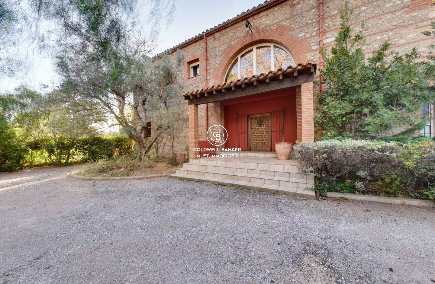 Maison 8 pièces 330 m² · à Perpignan · 330 m² · 1 040 000 €