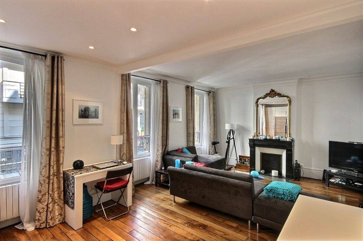 Appartement 2 pièces 62 m² · à Levallois-Perret · 61,6 m² · 1 940 €
