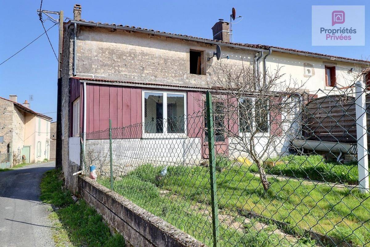 Maison 4 pièces 68 m² · à Dampierre-sur-Boutonne · 68 m² · 51 490 €