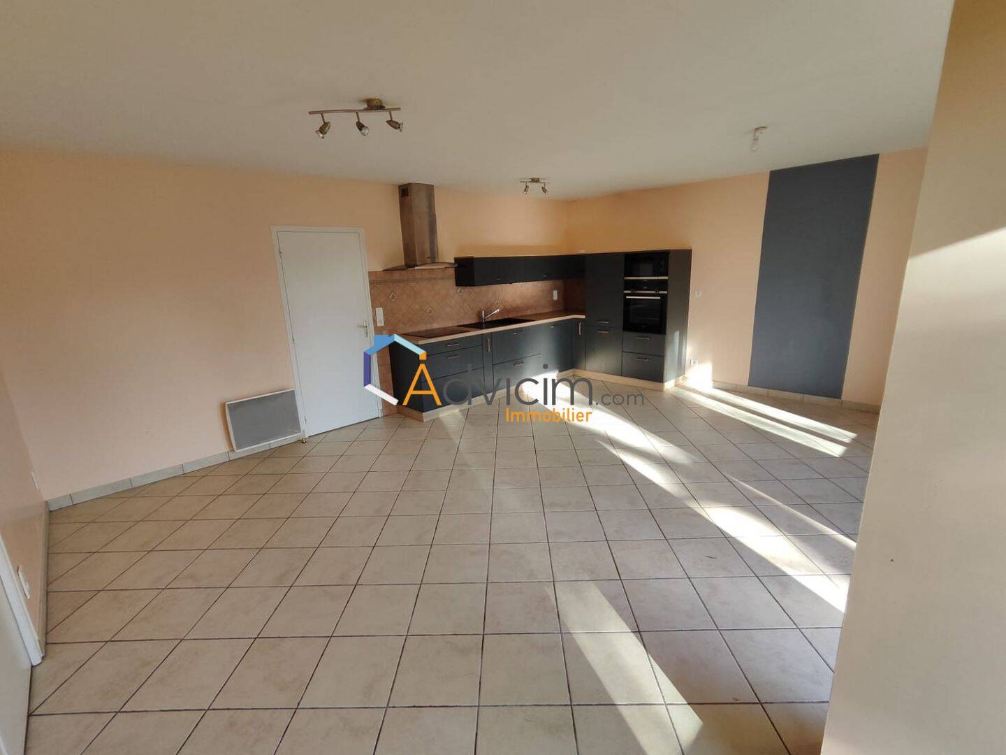 Maison 5 pièces 87 m² · à Villaines-la-Juhel · 87 m² · 720 €