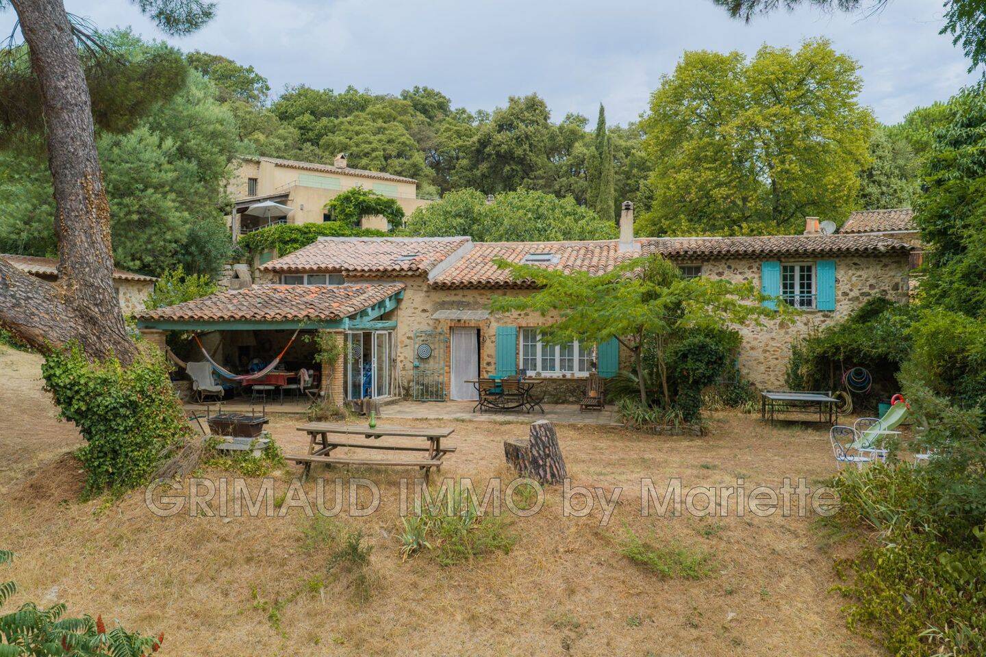 Maison 7 pièces 153 m² · à La Garde-Freinet · 153 m² · 575 000 €