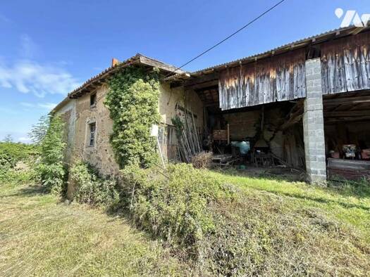 Maison à vendre 89 000 € 3 pièces 100 m² 2 057 m² de terrain Chevrières 42140