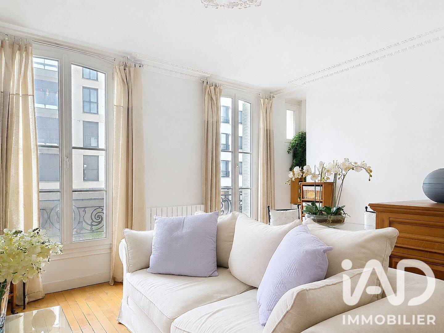 Appartement 2 pièces 44 m² · à Suresnes · 44 m² · 315 000 €