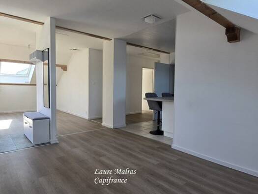 Appartement à vendre 340 000 € 4 pièces 3 chambres 90 m² Étage 2/2 La Balme-de-Sillingy 74330