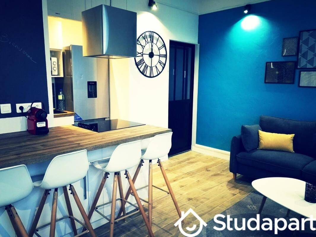 Appartement 4 pièces 80 m² · à Nîmes · 80 m² · 990 €