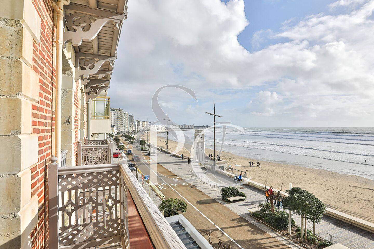 Appartement 6 pièces 130 m² · à Les Sables-d'Olonne · 130 m² · 1 147 000 €