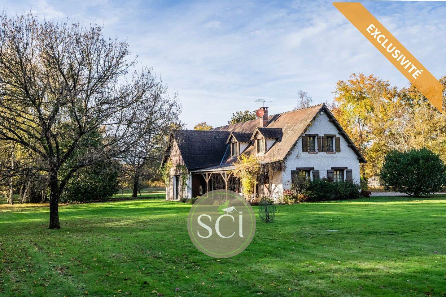 Maison 10 pièces 305 m² · à Brinon-sur-Sauldre · 305 m² · 667 800 €