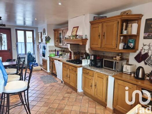 Maison à vendre 290 000 € 8 pièces 5 chambres 229 m² 310 m² de terrain Asquins 89450