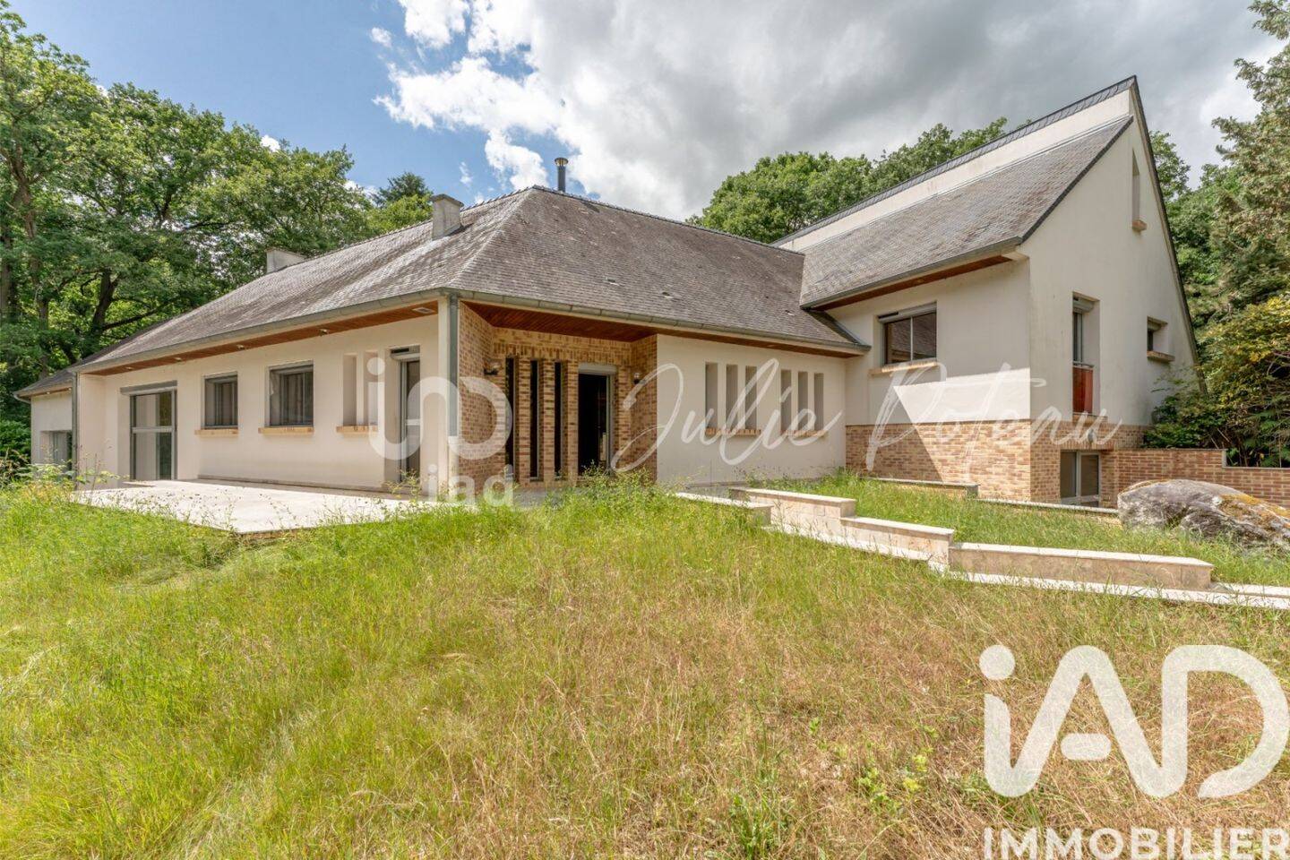 Maison 9 pièces 320 m² · à Fère-en-Tardenois · 320 m² · 408 000 €