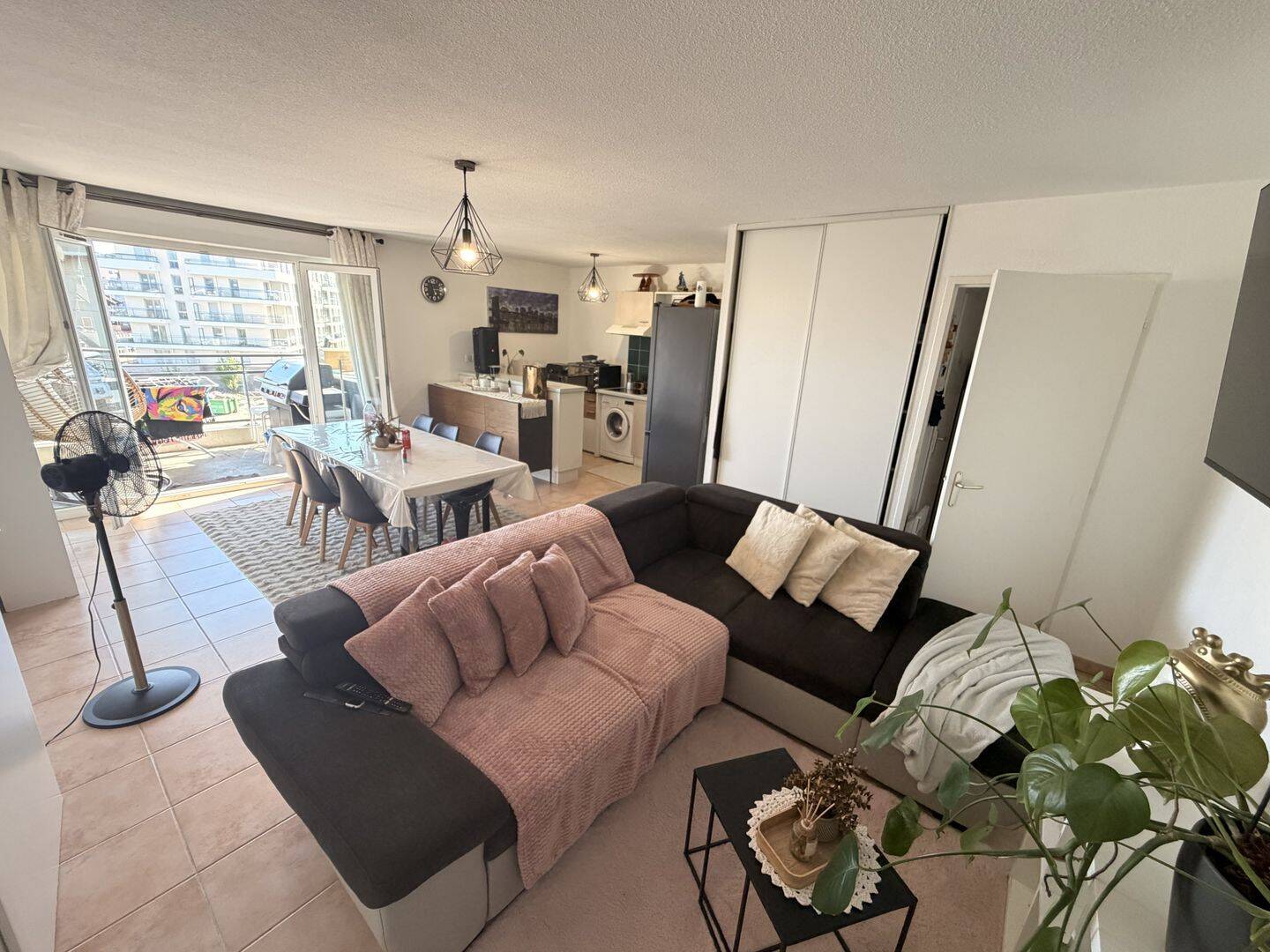 Appartement 3 pièces 61 m² · à Annemasse · 61 m² · 240 000 €