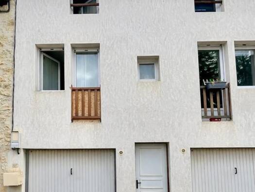Duplex à vendre 130 000 € 3 pièces 2 chambres 58 m² RDC/2 Meillonnas 01370