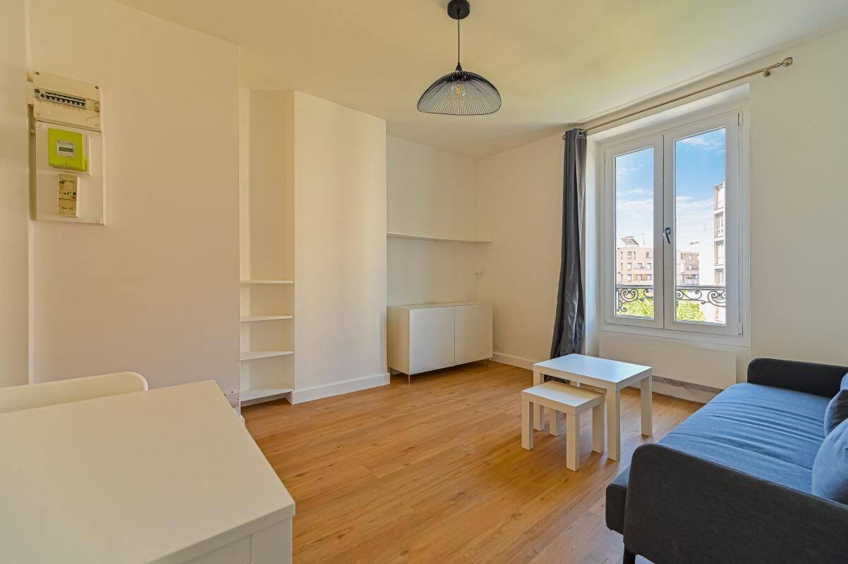 Appartement 2 pièces 33 m² · à Ivry-sur-Seine · 32,7 m² · 900 €