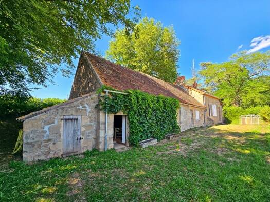 Maison à vendre 87 200 € 5 pièces 3 chambres 160 m² 15 530 m² de terrain Saint-Hilaire 03440