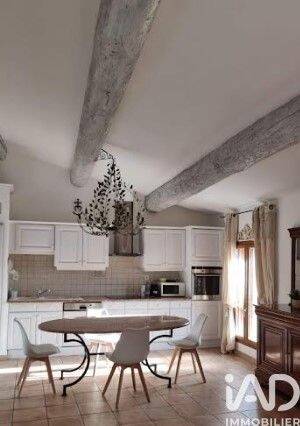 Appartement 3 pièces 70 m² · à Aigues-Mortes · 70,4 m² · 895 €