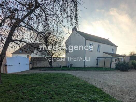 Maison à vendre 278 000 € 5 pièces 3 chambres 118 m² 683 m² de terrain Flacourt 78200