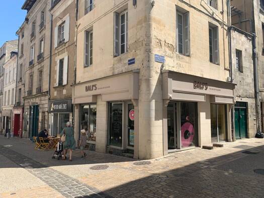 Maison à vendre 420 000 € 10 pièces 5 chambres 160 m² 160 m² de terrain Trois Quartiers-Centre Ville Poitiers 86000