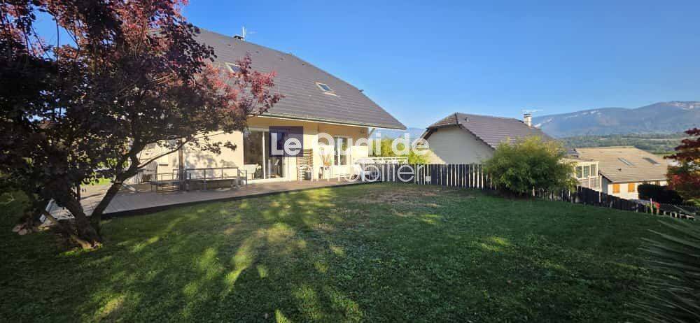 Maison 8 pièces 213 m² · à La Biolle · 212,6 m² · 650 000 €