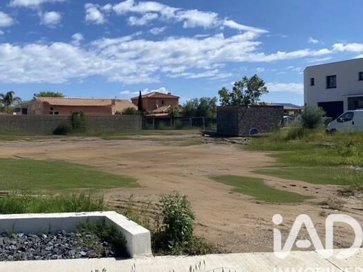 Terrain constructible viabilisé à vendre 299 900 € 966 m² de terrain Peripherie Saint-Cyprien 66750