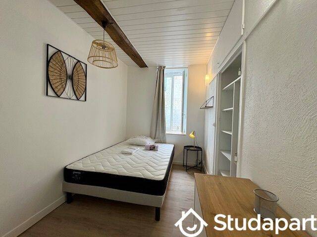 1 pièce 14 m² · à Angoulême · 14 m² · 545 €